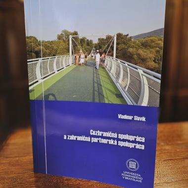 Nová kniha o cezhraničnej partnerskej spolupráci 1
